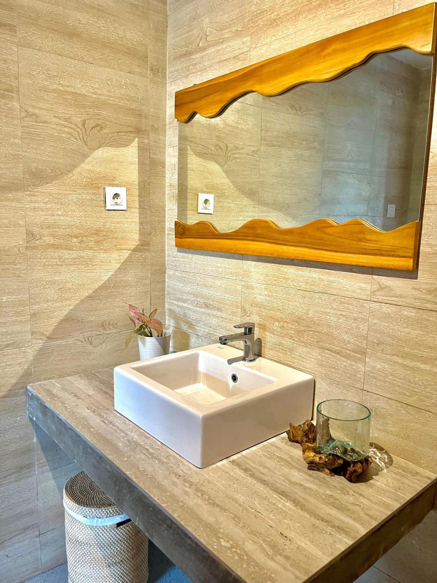 Ila Gaia Bali Hotell Canggu Eksteriør bilde